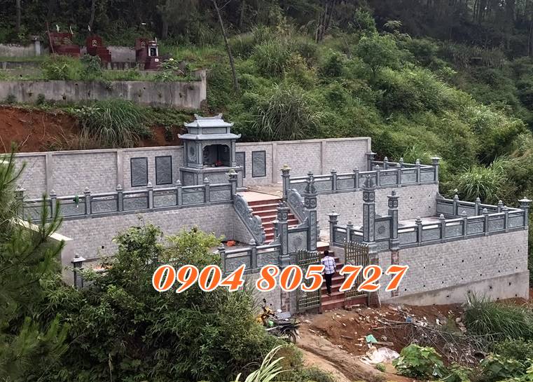 Mẫu lăng mộ đá xanh rêu đẹp lắp đặt tại Bạc Liêu