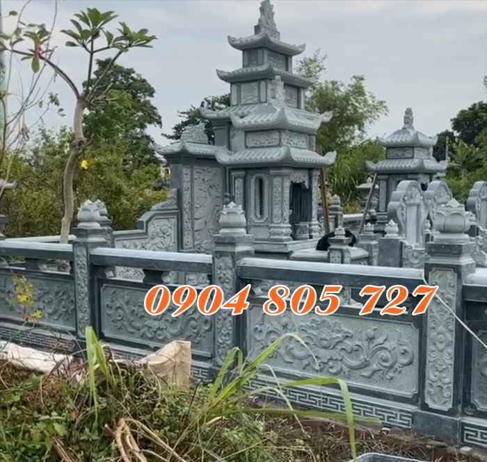 Mẫu lăng mộ đá xanh rêu đẹp lắp đặt tại Bạc Liêu