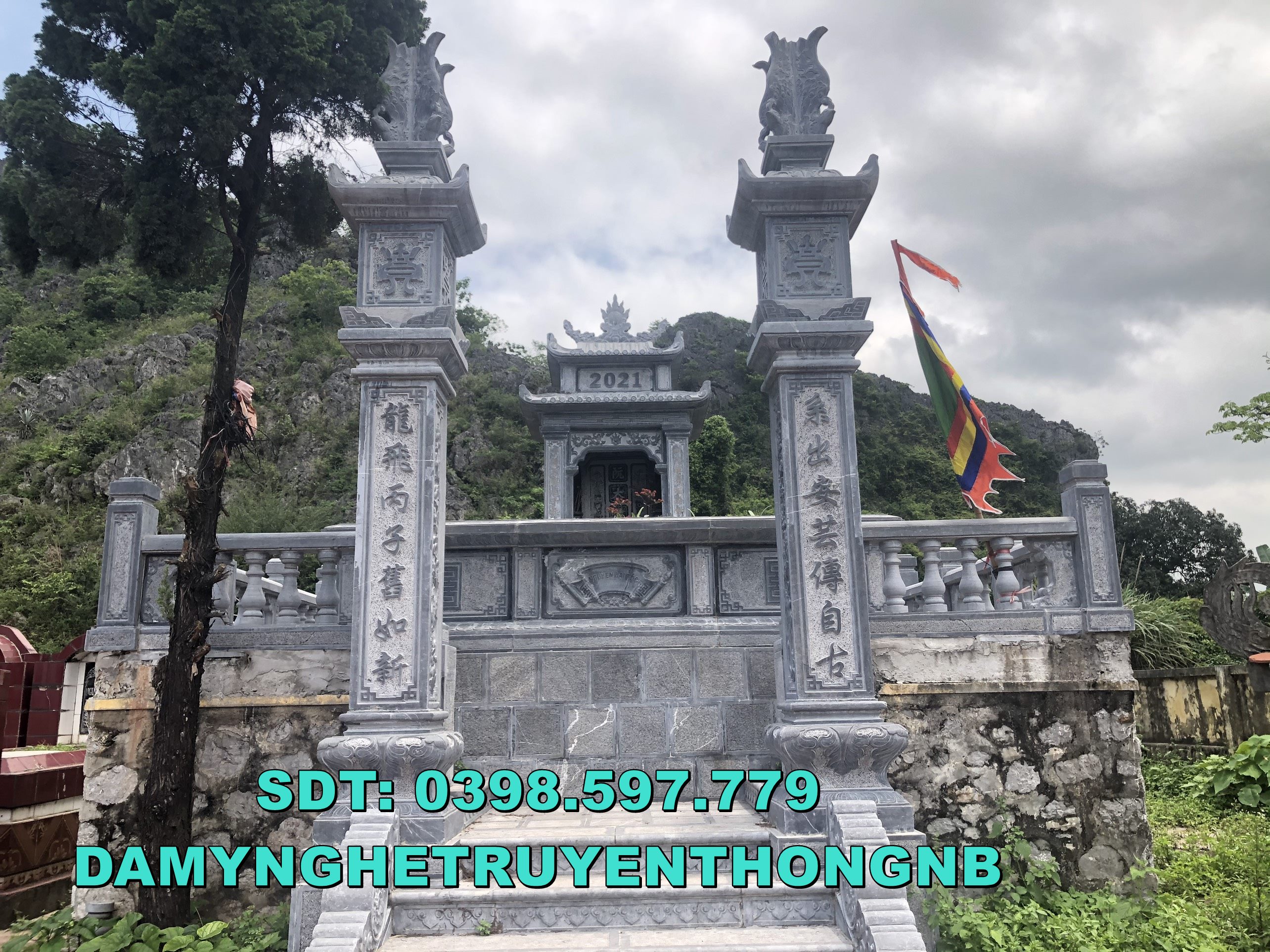 cột cổng tam quan đá,cổng đá nhà thờ họ đẹp đá nguyên khối đặt tại hội