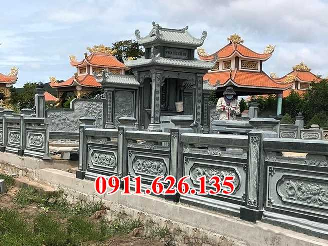 Mẫu lăng mộ đá tự nhiên nguyên khối đẹp bán tại TP HCM