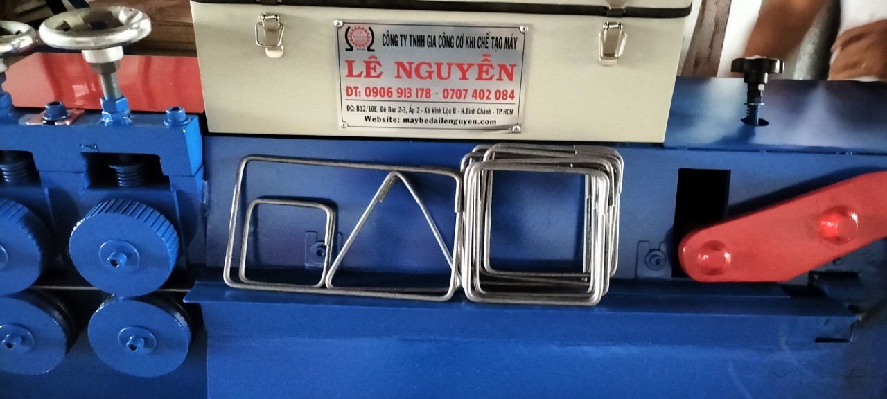 Địa chỉ bán máy bẻ đai sắt chính hãng tại miền Tây Nam Bộ