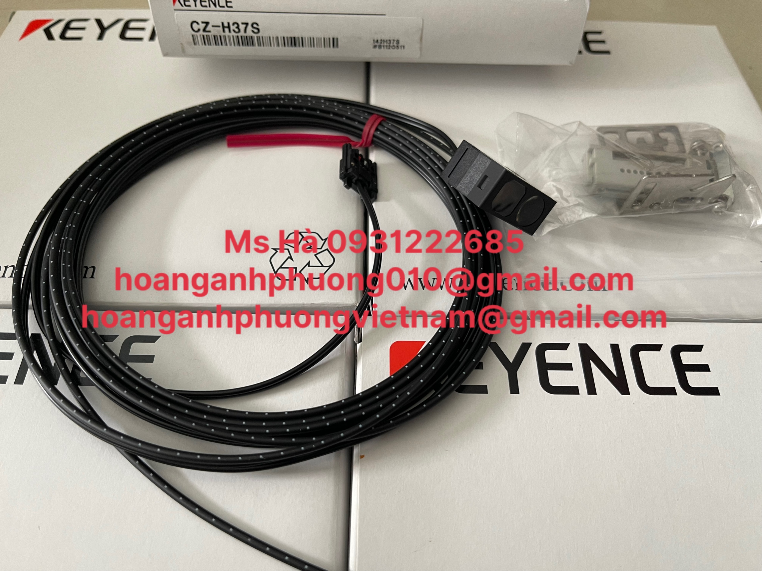 Cảm biến phản xạ chống chói CZ-H37S keyence - Bình Dương