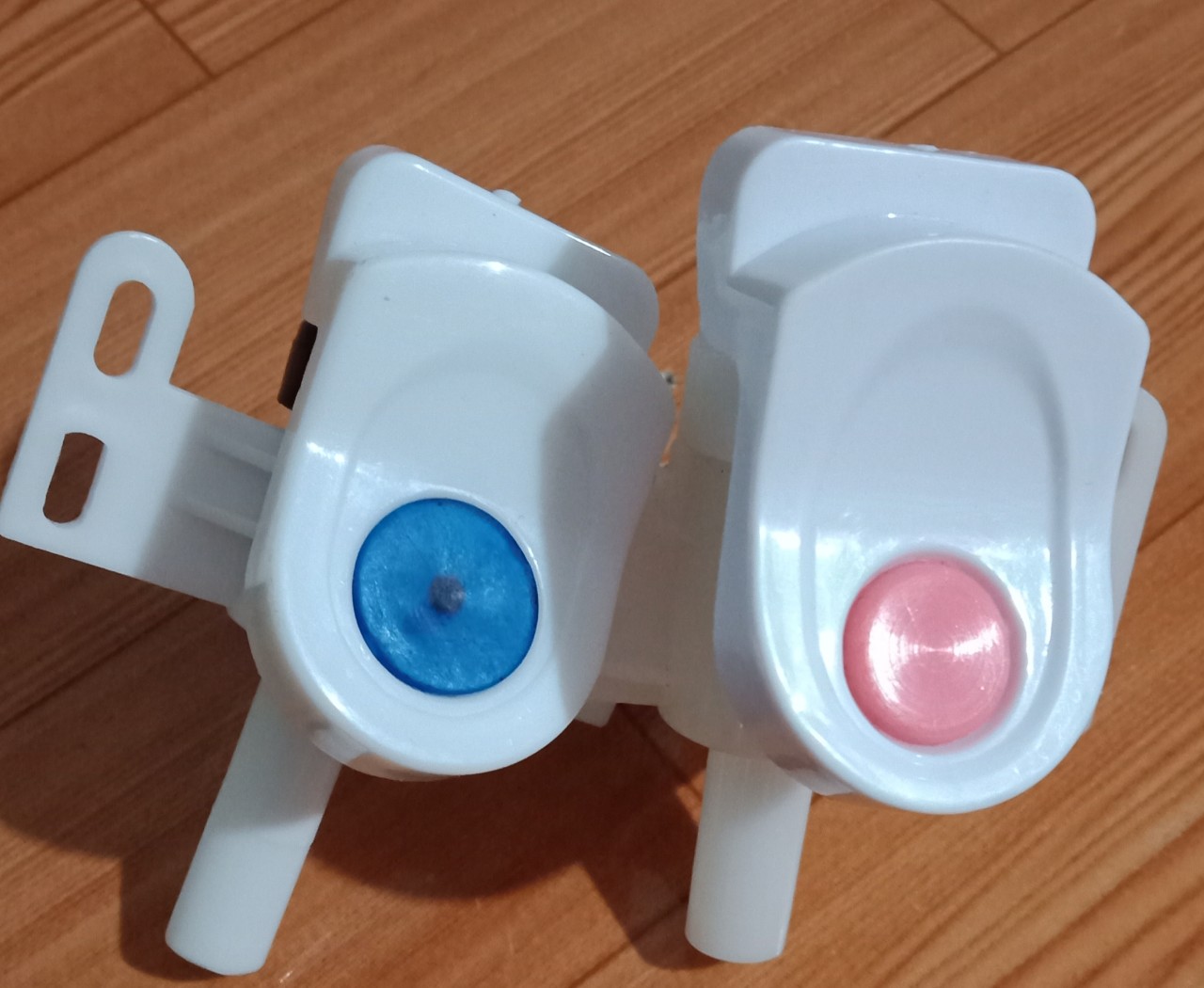Bán, Thay Vòi Cây Nước Nóng Lạnh chính hãng