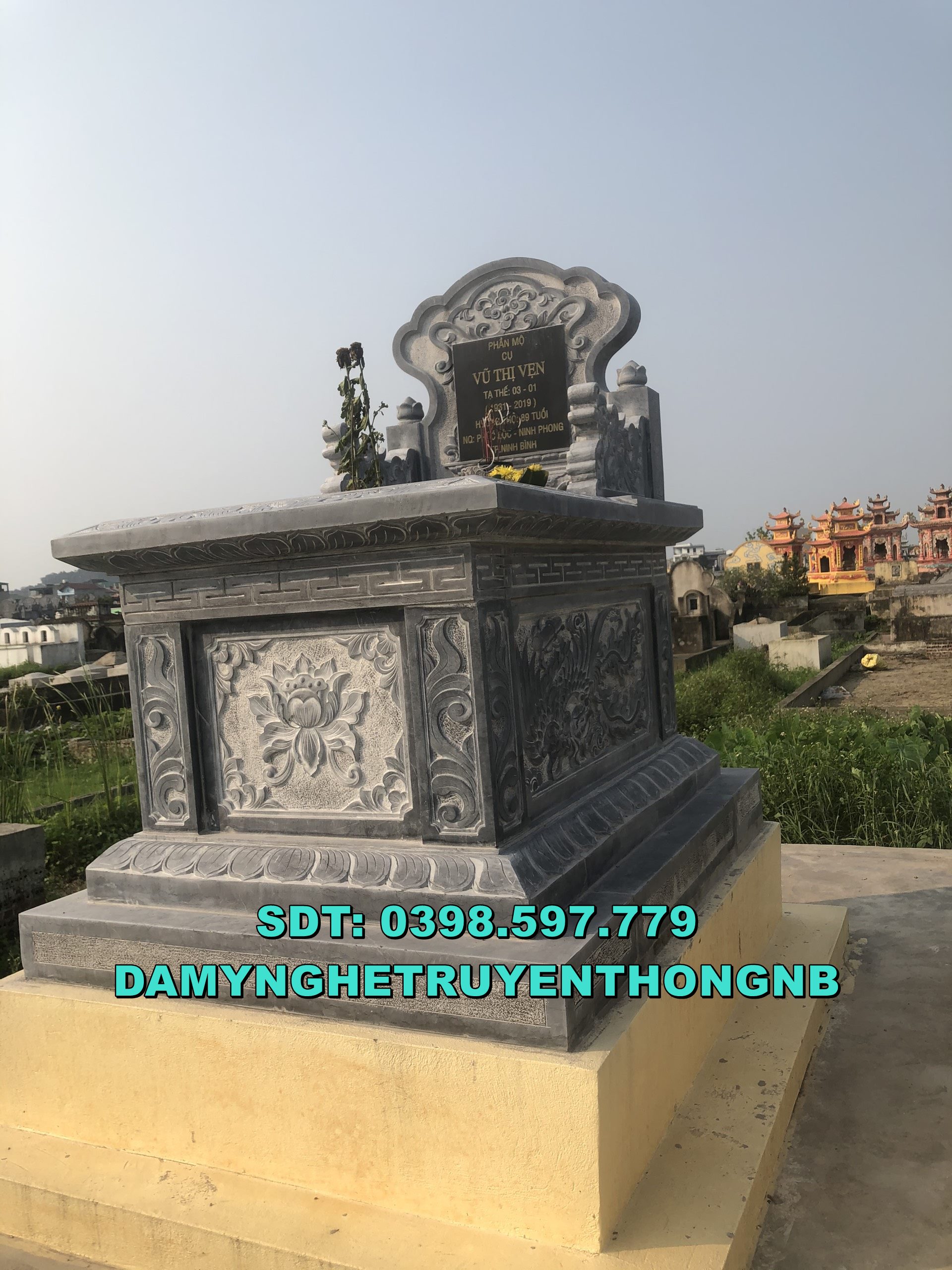 chụp mộ đá nguyên khối đẹp cho ông bà tại gia lam hà nôi