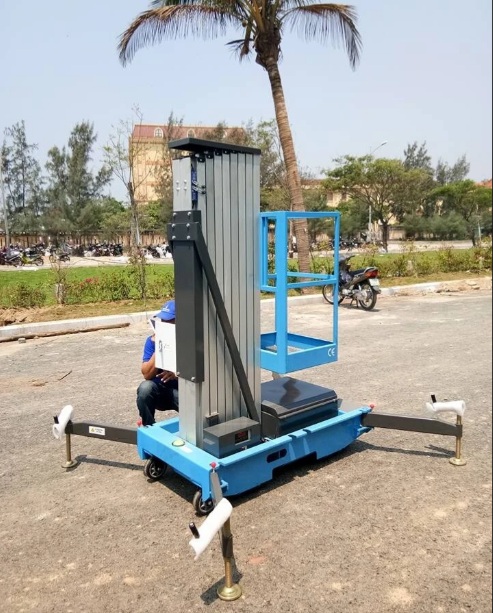 Thang nâng người, thang nâng trục rút tải 125kg, nâng cao 11m chỉ 99tr