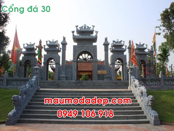 Cổng tam quan chùa bằng đá.