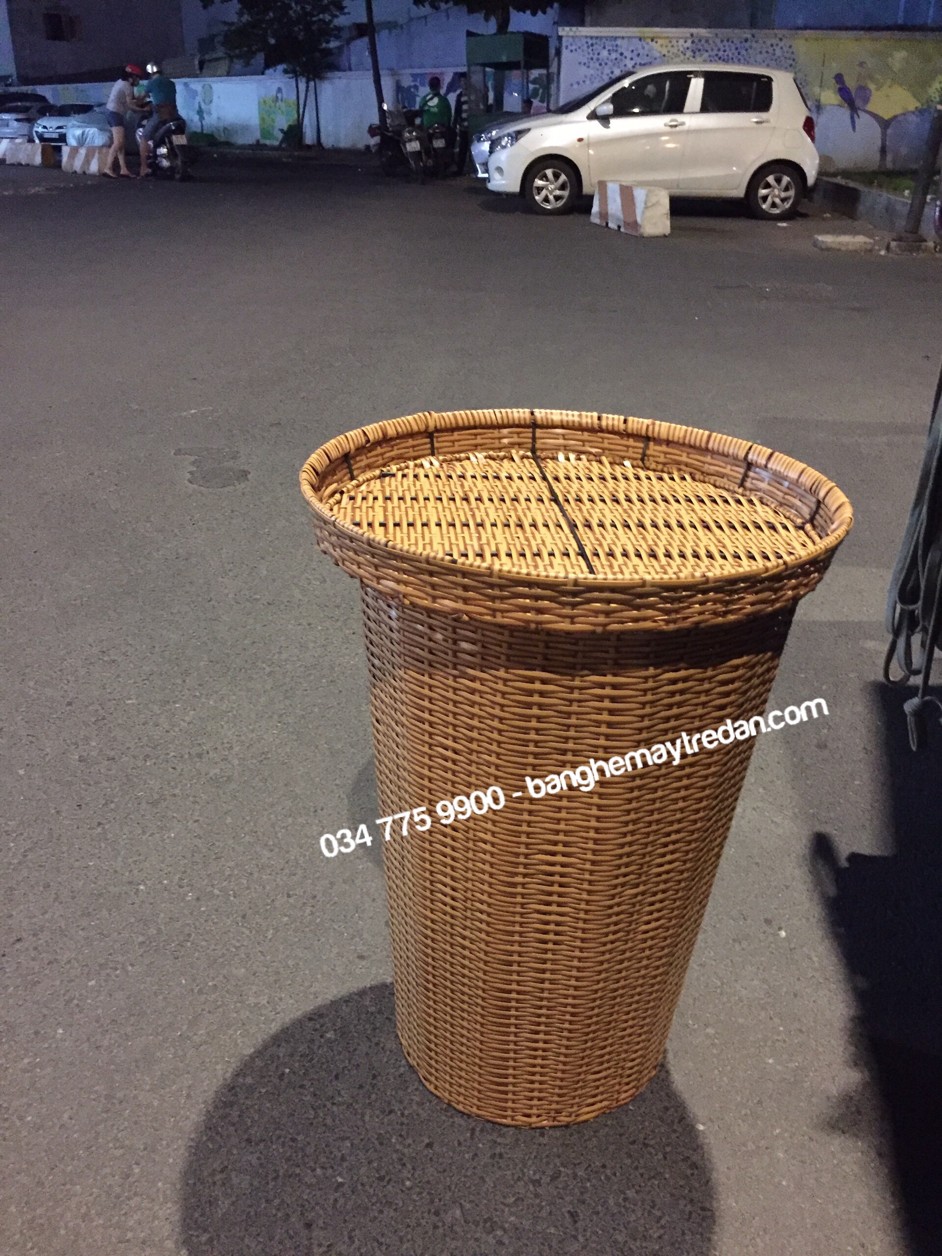 Giỏ trưng bày trái cây trong siêu thị - Mây Tre Lục Bình