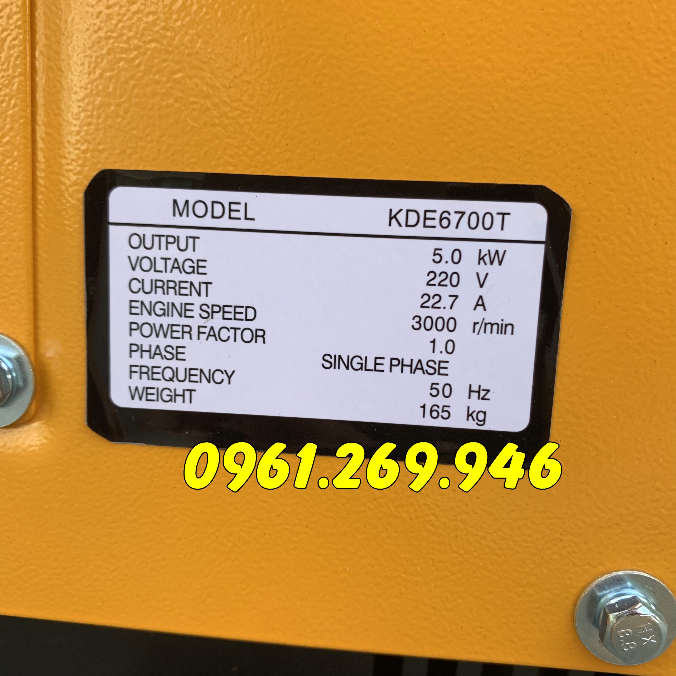 Máy phát điện 5kw chạy dầu Kama 6700T có vỏ chống ồn và cổng ATS