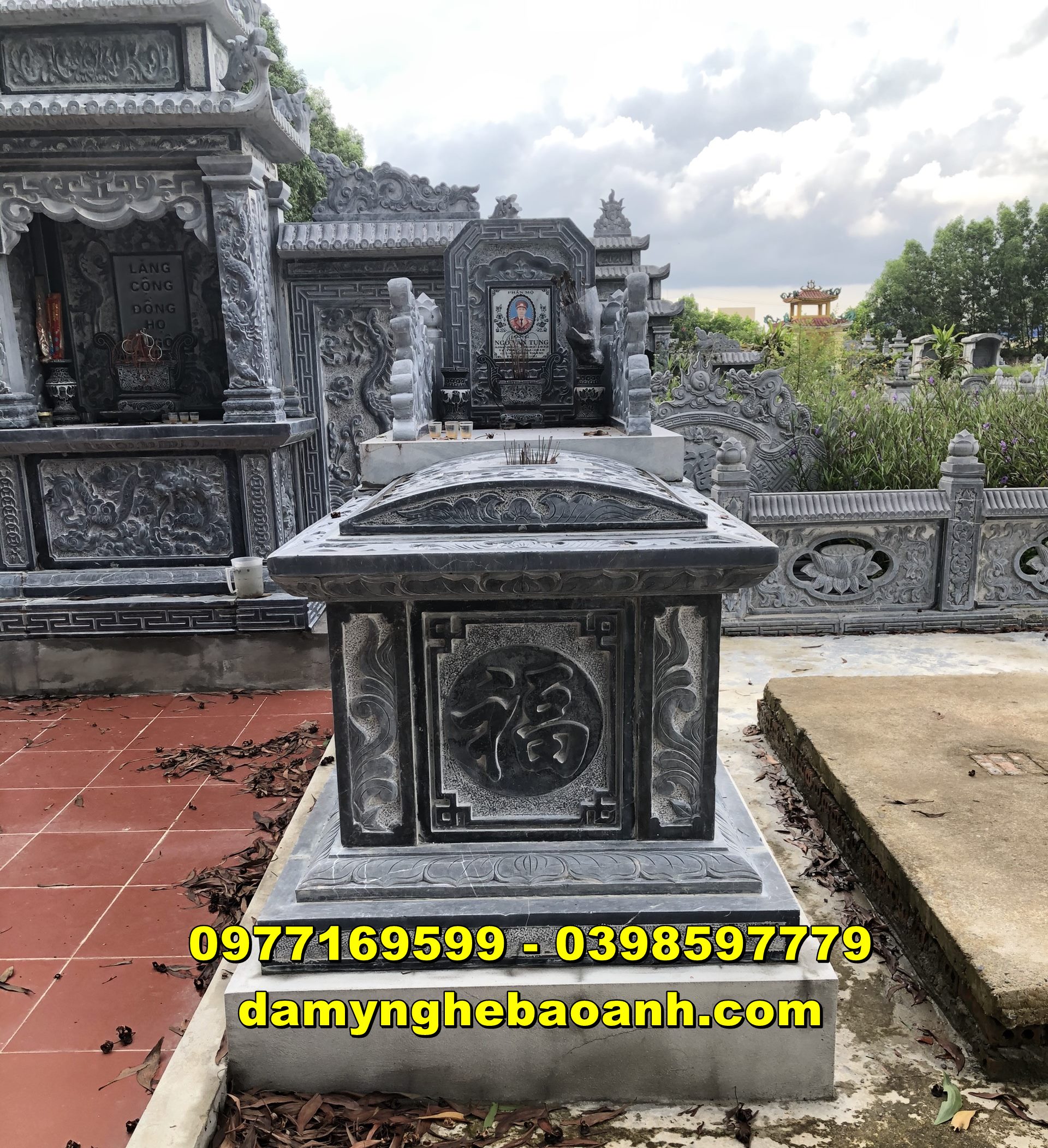 mộ hậu bành bằng đá tự nhiên lắp đặt tại bắc giang ct01