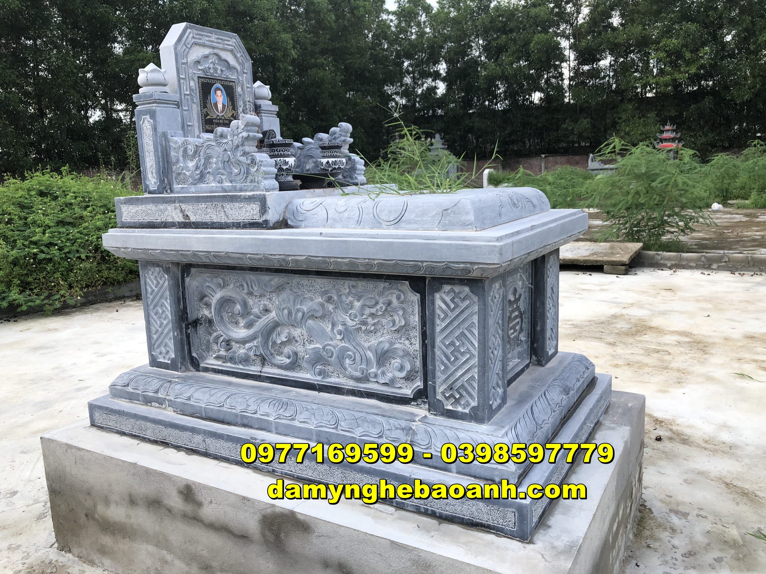 mộ hậu bành bằng đá tự nhiên lắp đặt tại bắc giang ct01