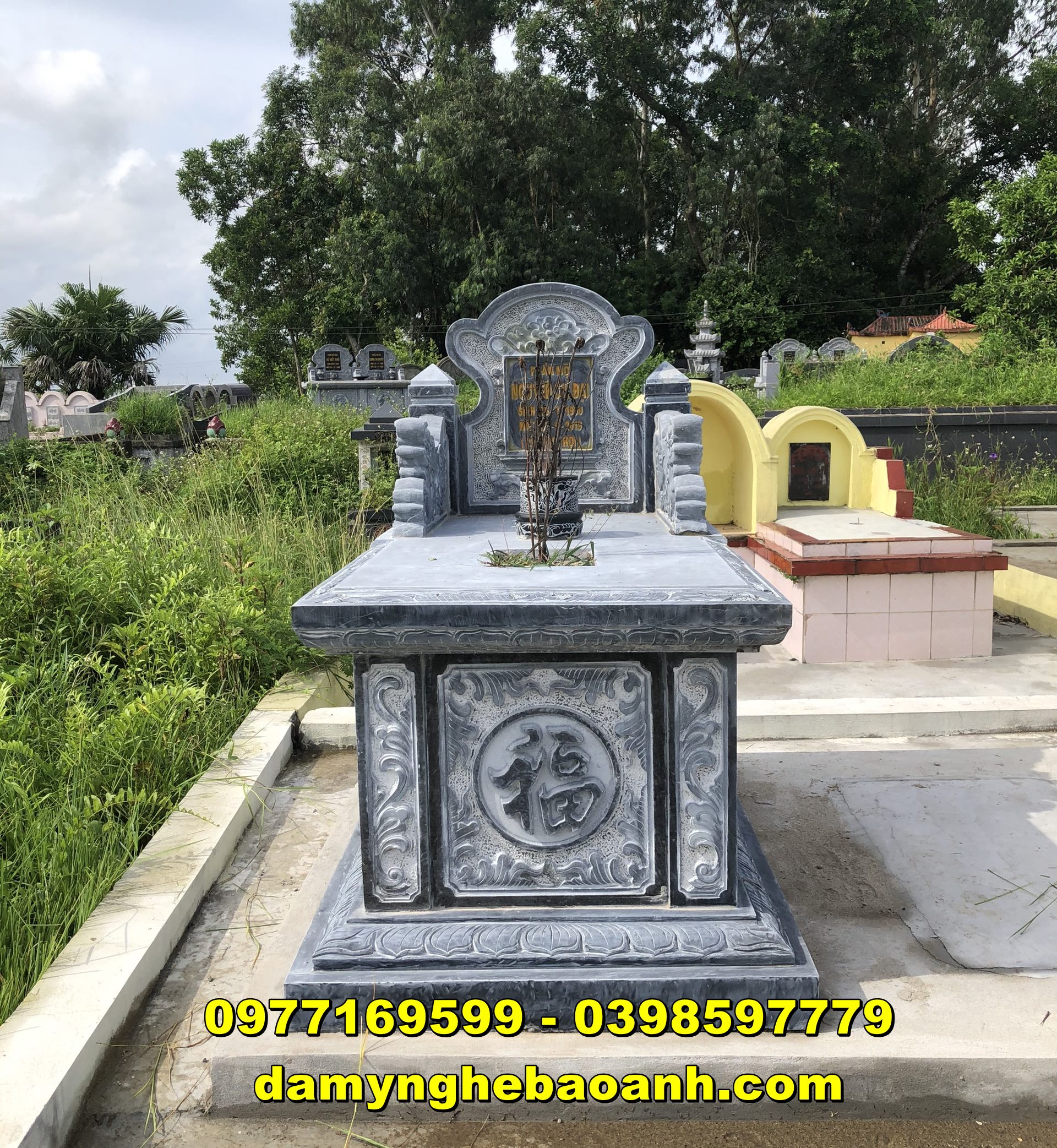 mộ hậu bành bằng đá tự nhiên lắp đặt tại bắc giang ct01