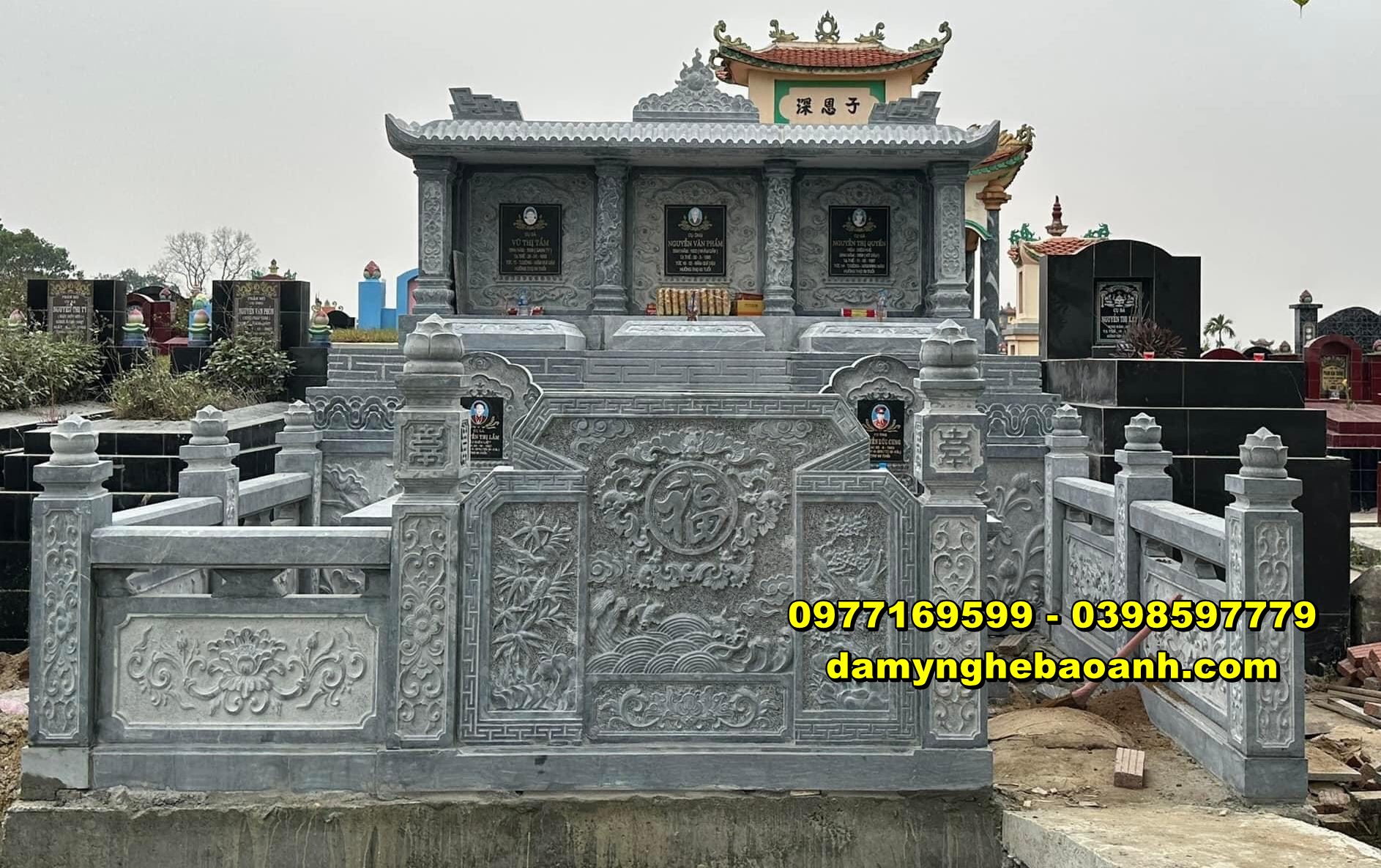 yên bái xây dựng khu lăng mộ đá nguyên khối đơn giản lại đẹp