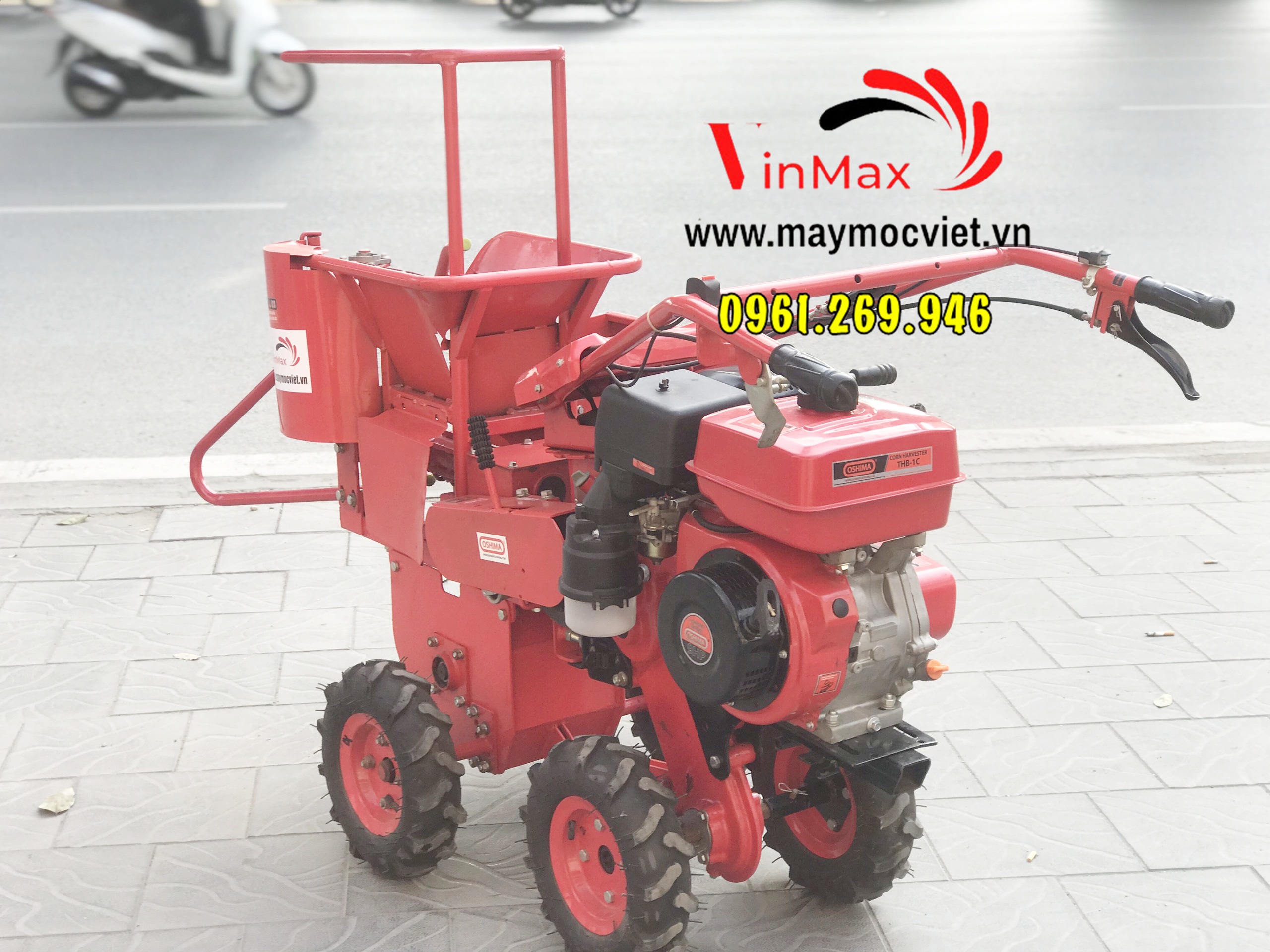 Máy thu hoạch ngô Oshima THB-1C băm cây, bẻ bắp