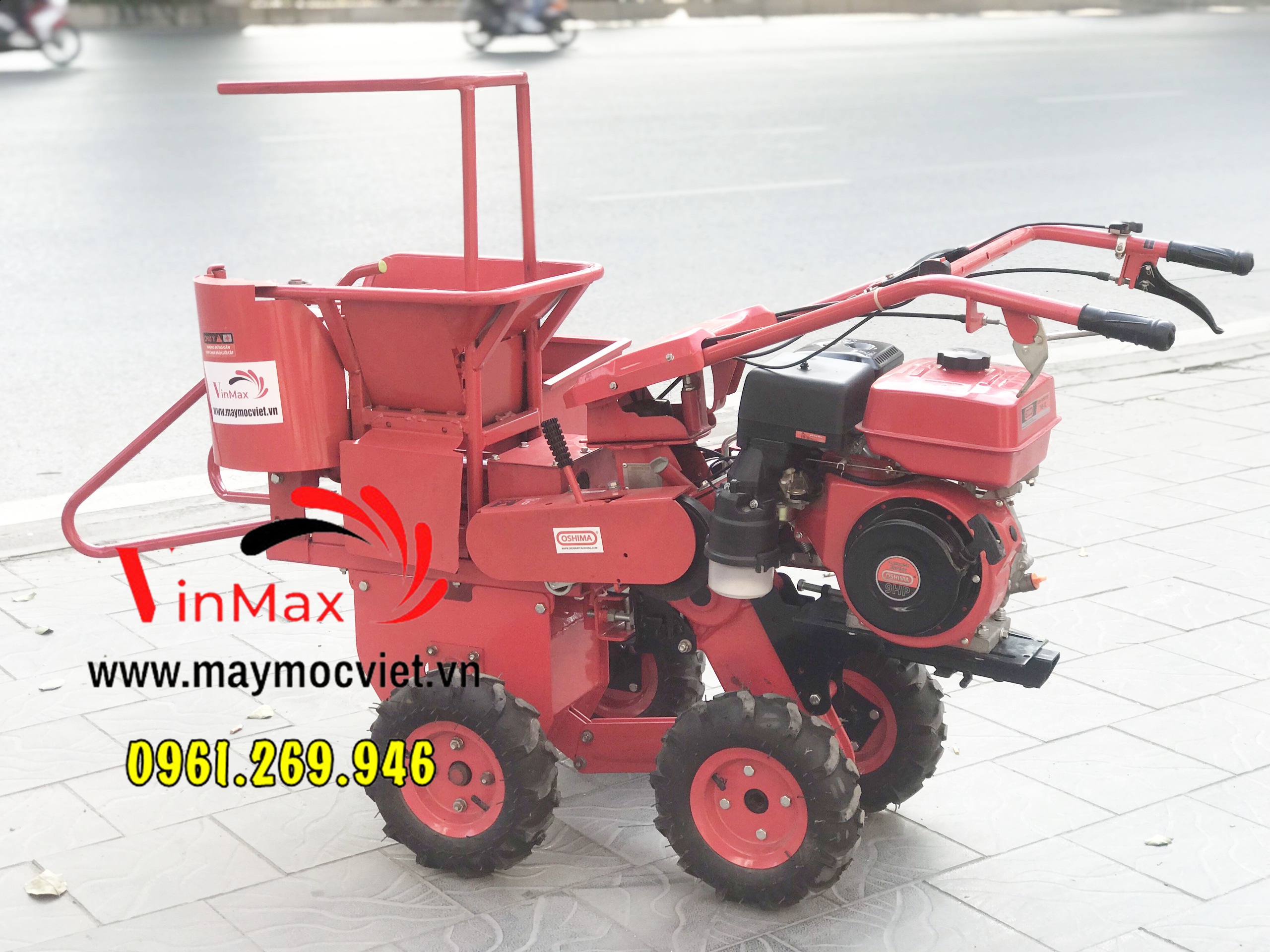 Máy thu hoạch ngô Oshima THB-1C băm cây, bẻ bắp