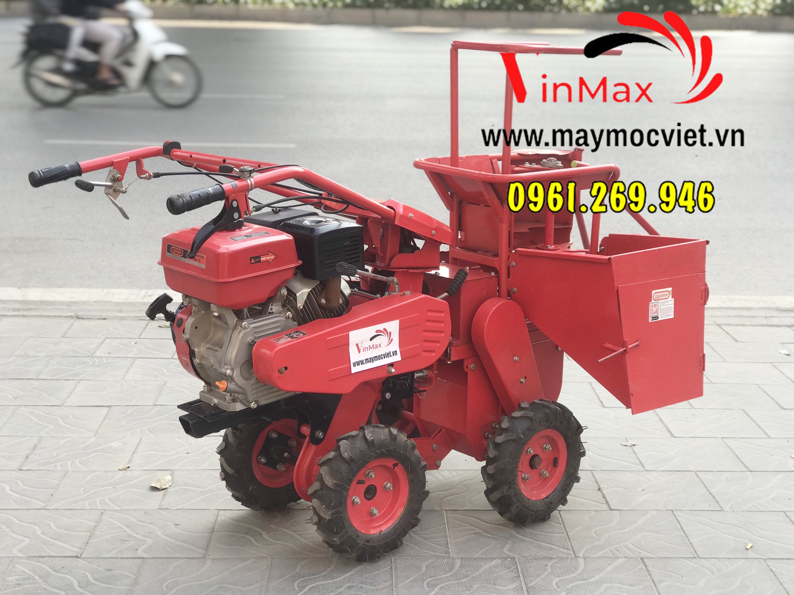 Máy thu hoạch ngô Oshima THB-1C băm cây, bẻ bắp