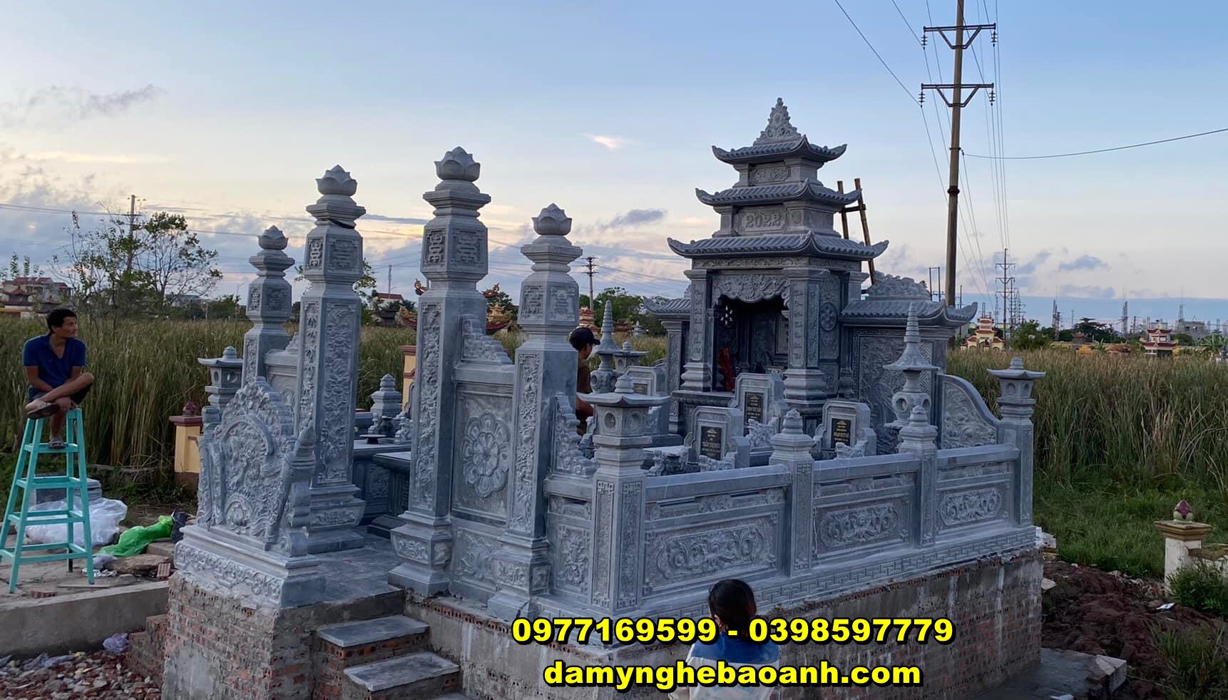 tu sửa khu lăng mộ bằng đá nguyên khối cho tổ tiên tại nghệ an 002