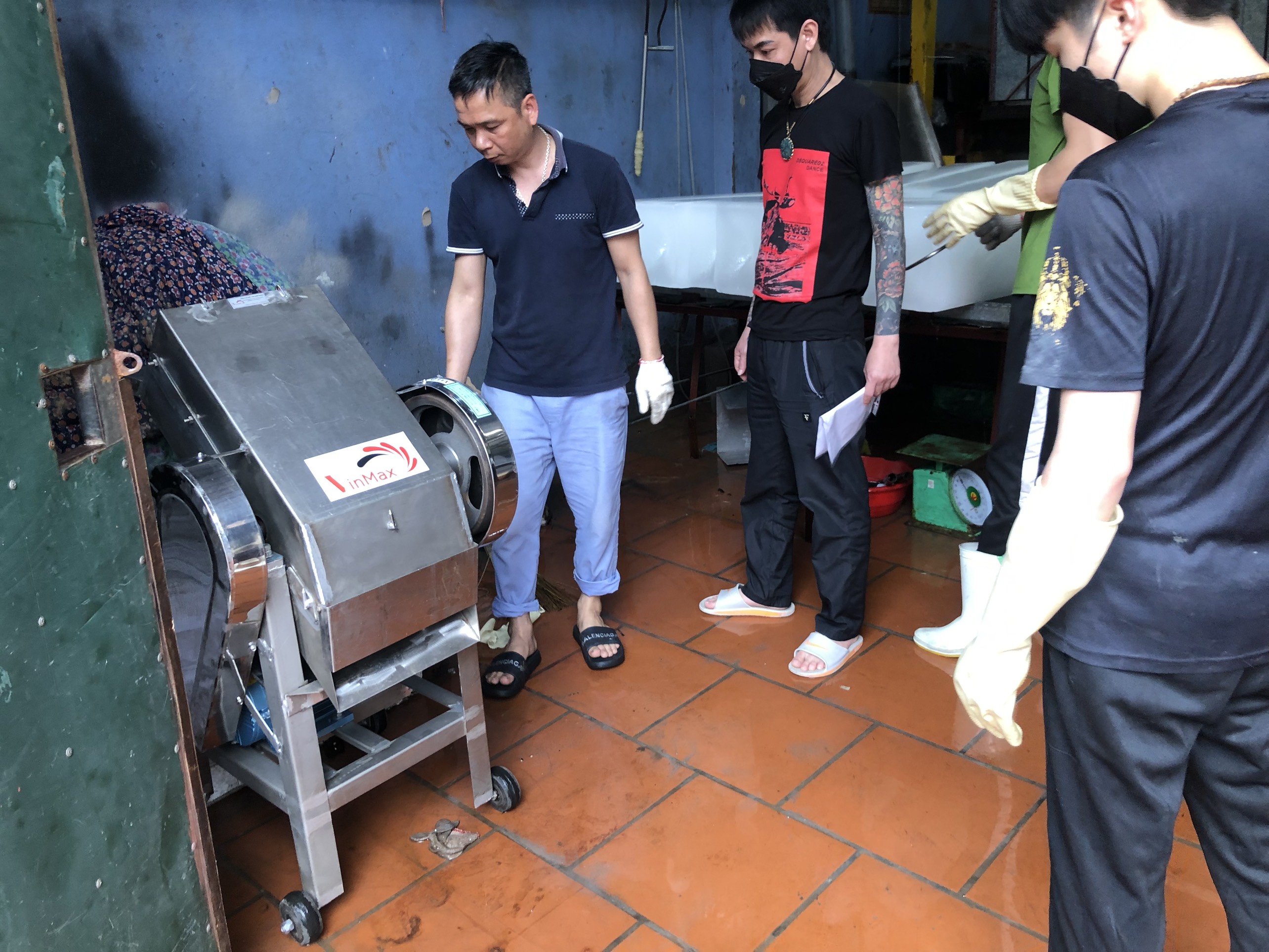 Máy xay đá bào ướp hải sản tươi sống, máy xay đá lạnh trưng bày buffet