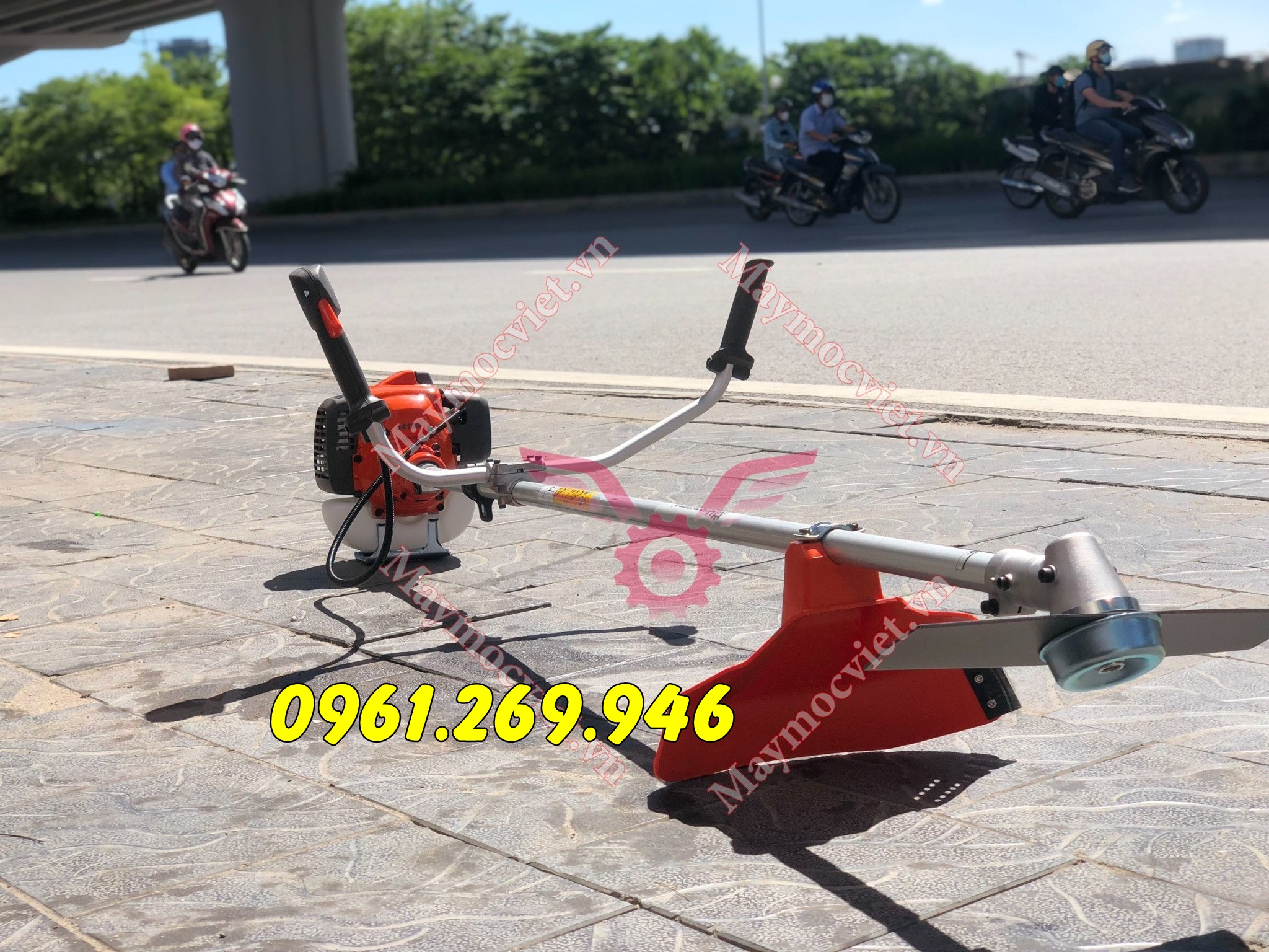 Máy cắt cỏ Husqvarna 541RS chính hãng Thụy Điển
