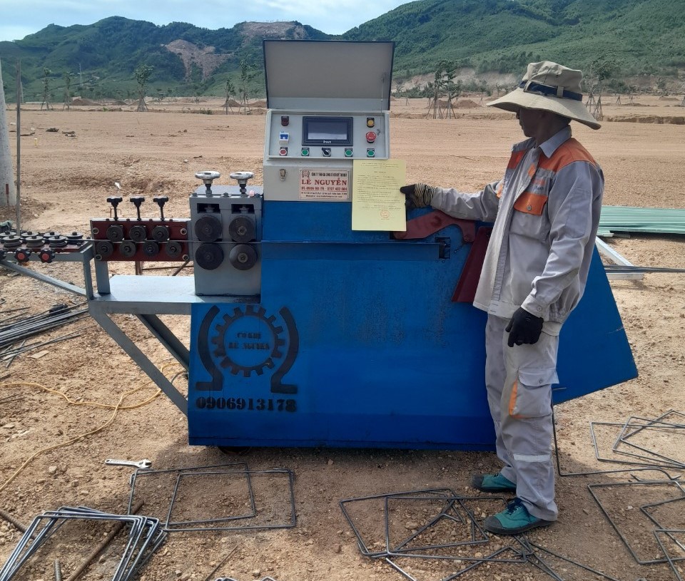 Cơ sở sản xuất máy bẻ đai sắt tự động chất lượng
