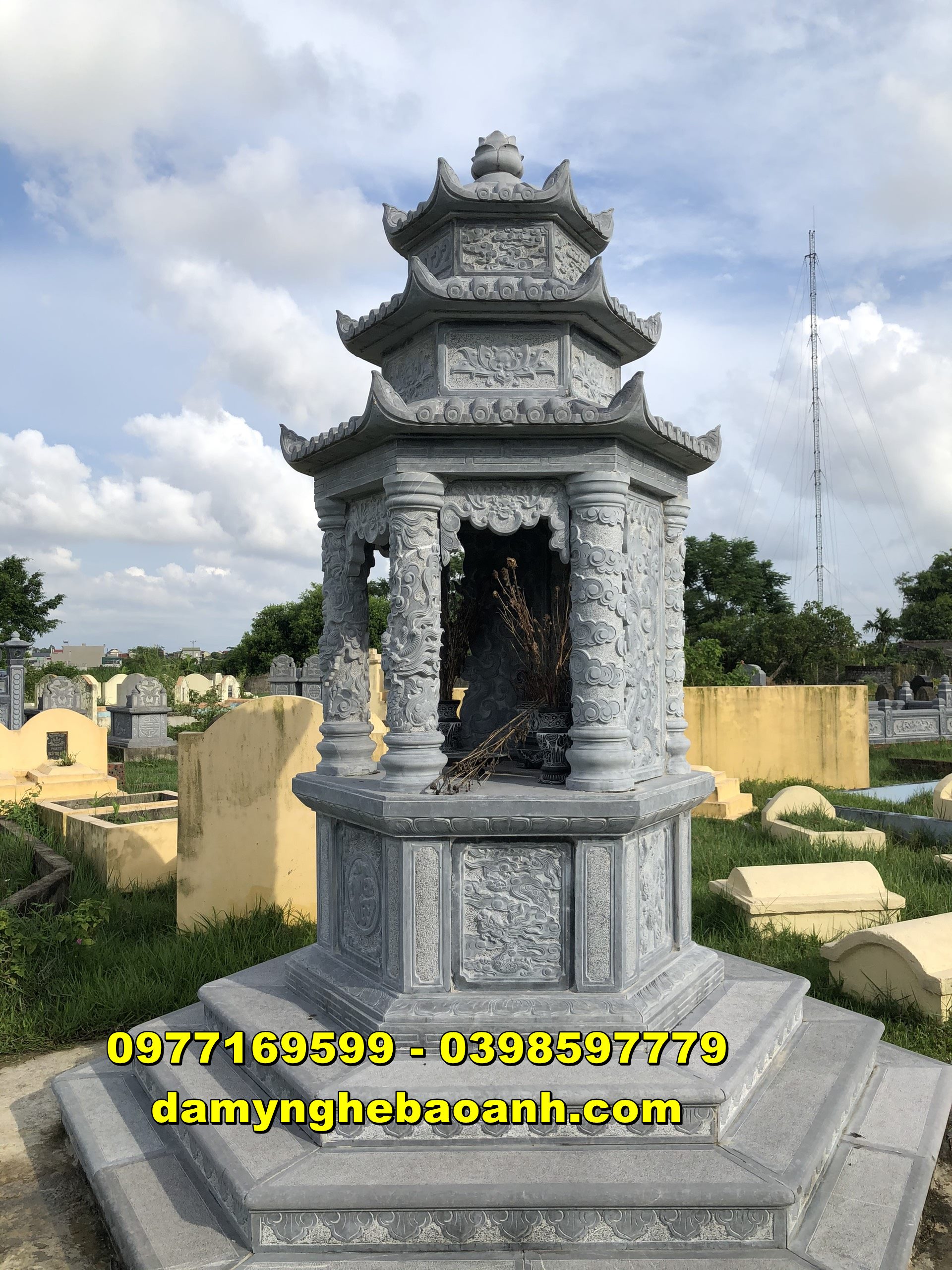 +99 mộ lục giác bằng đá xanh nguyên khối được ưa chuộng nhất hiện nay