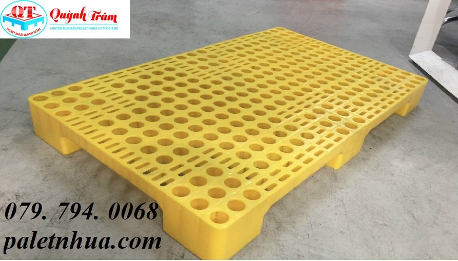 Pallet nhựa lót sàn, pallet nhựa lót sân khấu giá rẻ