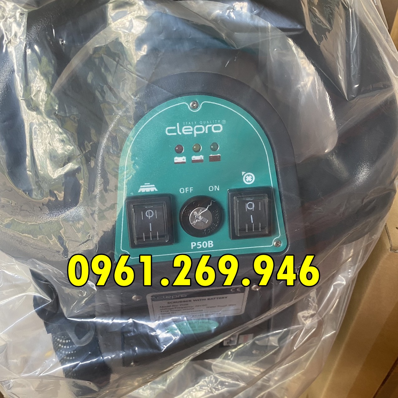 Máy chà sàn nhà xưởng siêu thị Clepro P50B dùng acquy
