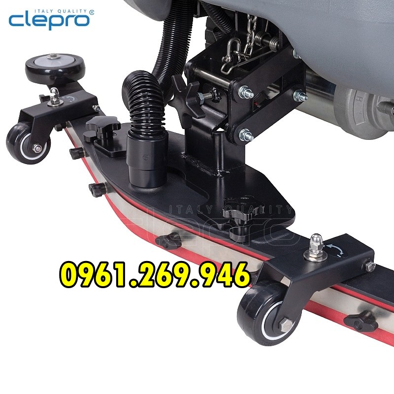 Máy chà sàn nhà xưởng siêu thị Clepro P50B dùng acquy
