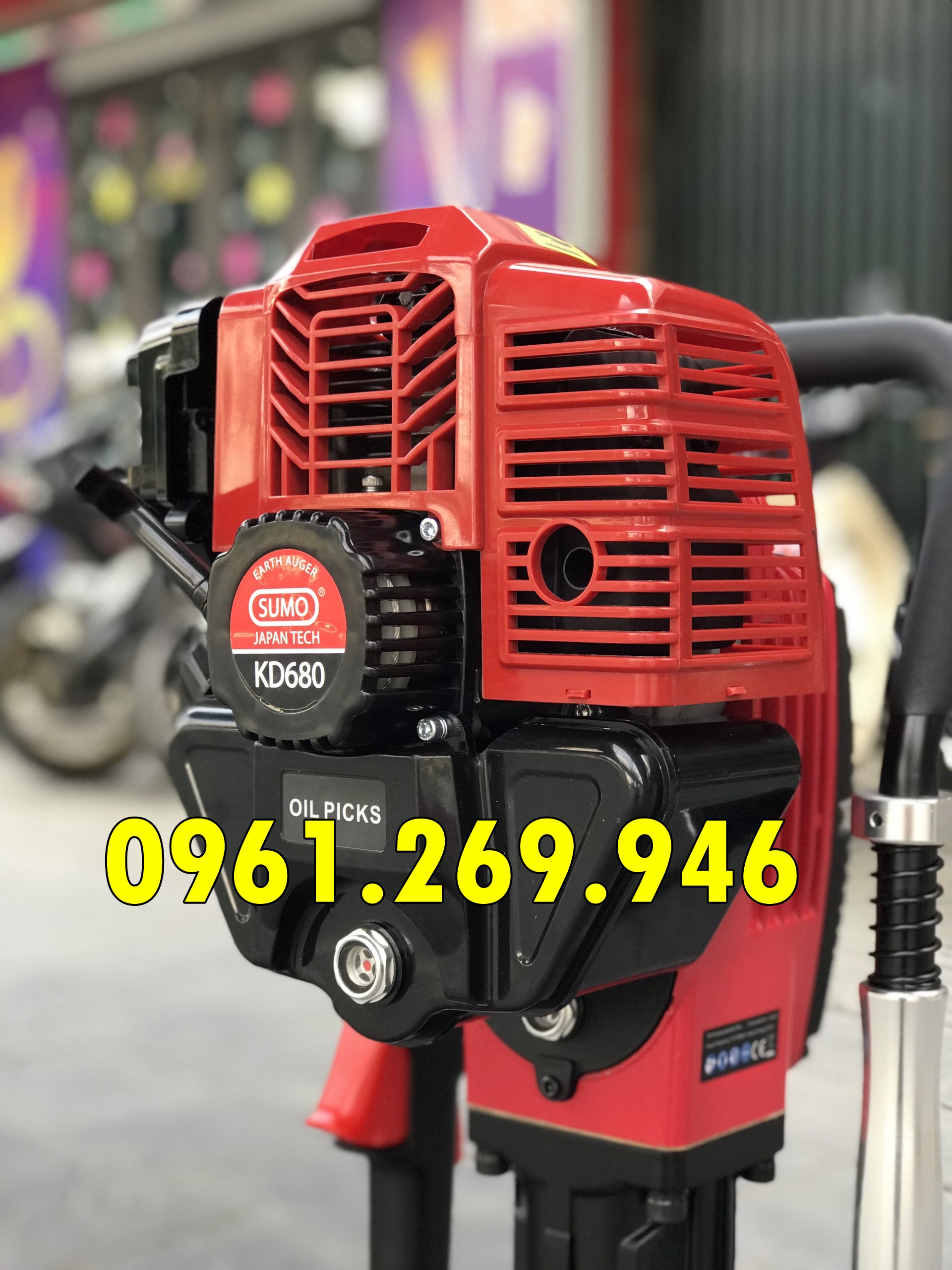 Máy đóng cọc hàng rào sân vườn, máy ép cọc chạy xăng Sumo KD680