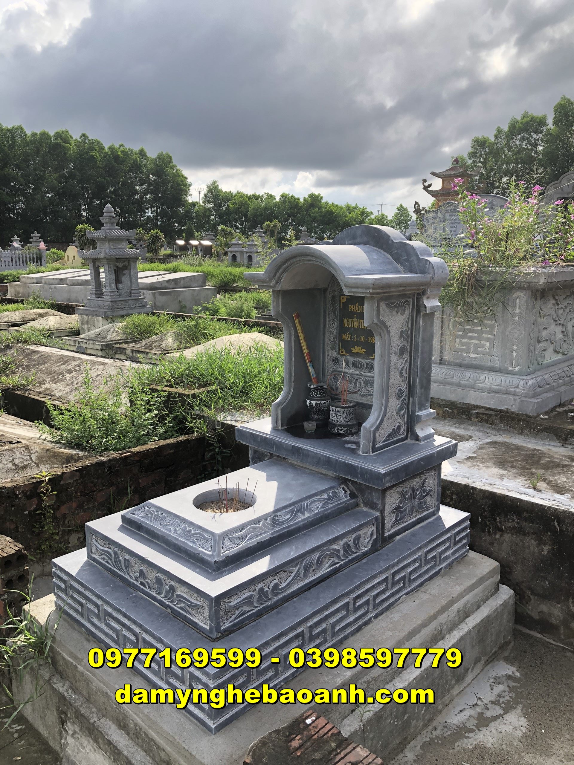 mẫu mộ đá tam cấp đẹp,giá rẻ,kích thước hợp phong thuỷ