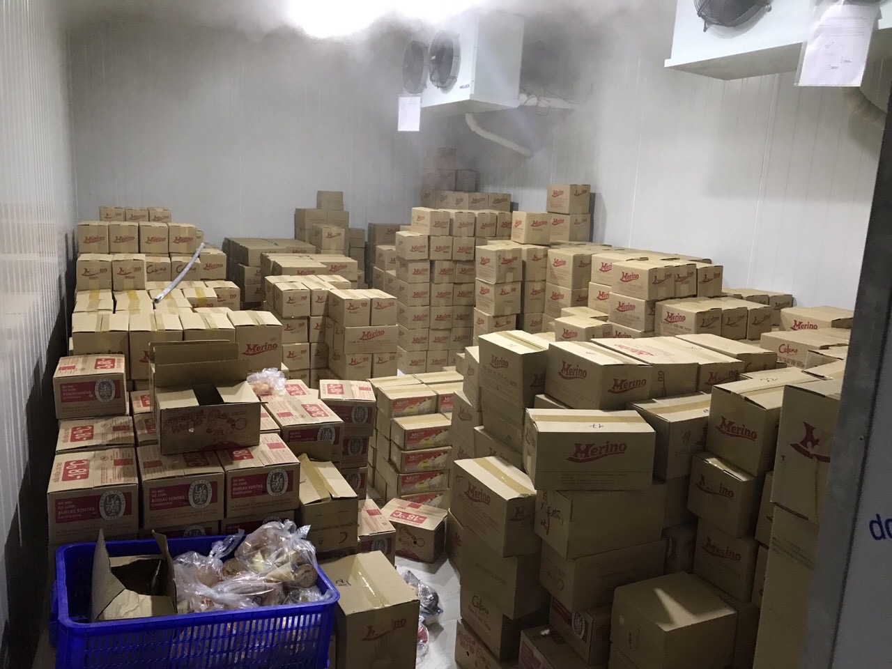 Tiến hành lắp đặt kho lạnh bảo quản kem cây kem hộp
