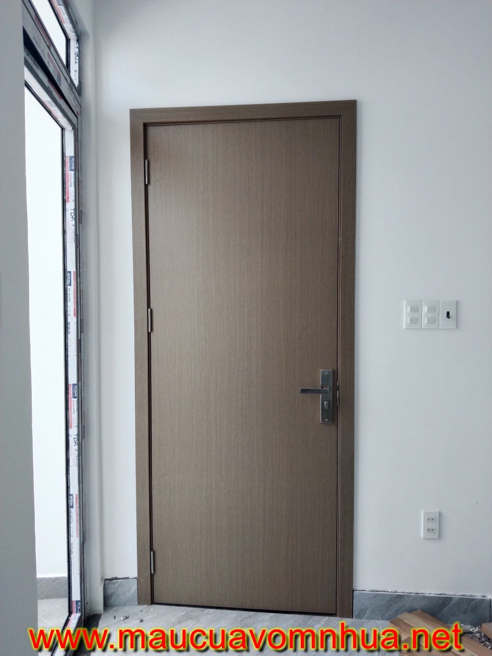 Ưu nhược điểm cửa nhựa ABS Hàn Quốc thương hiệu KOS