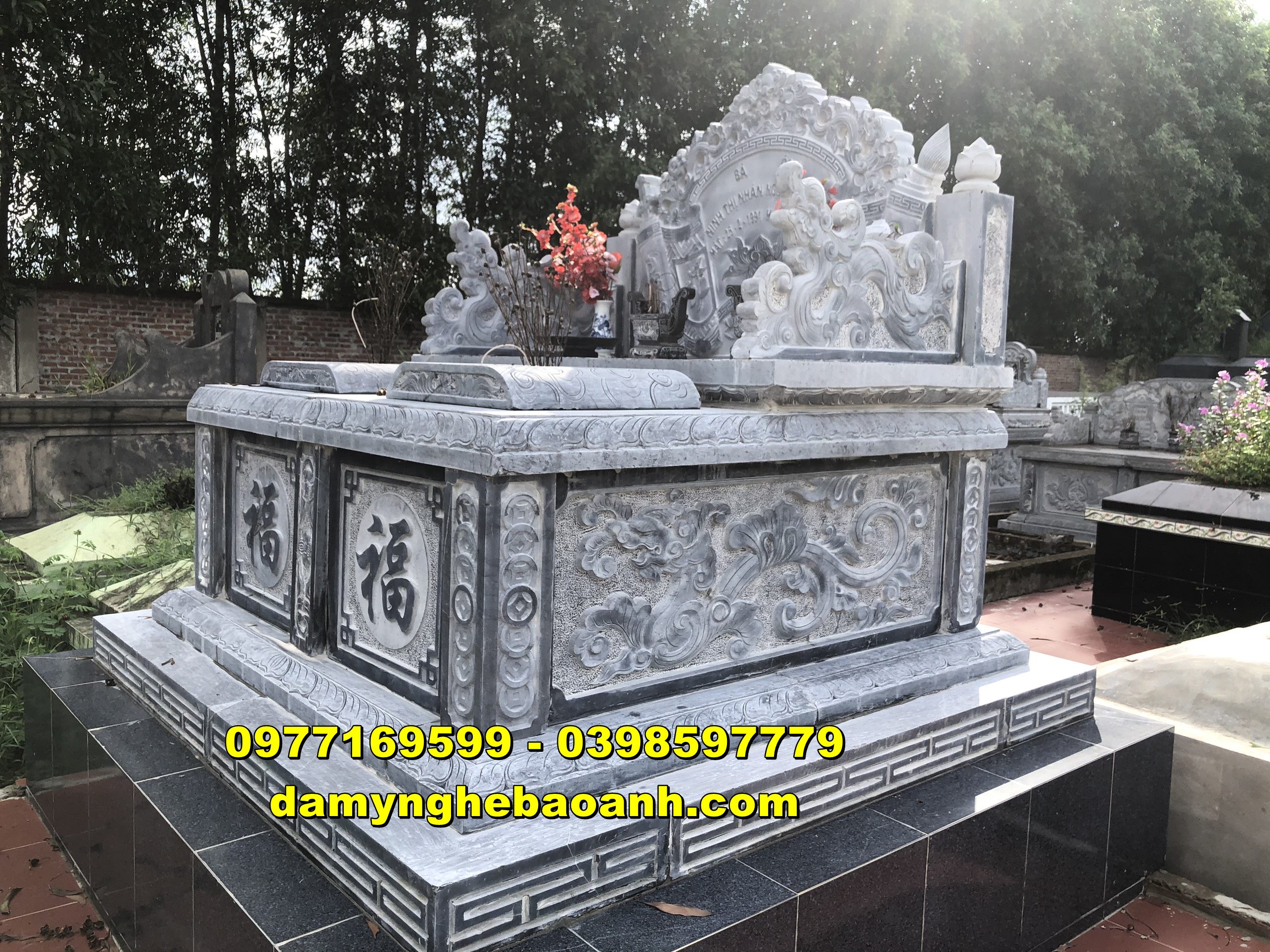 mẫu mộ đá đôi cao cấp được bán tại hoà bình c001