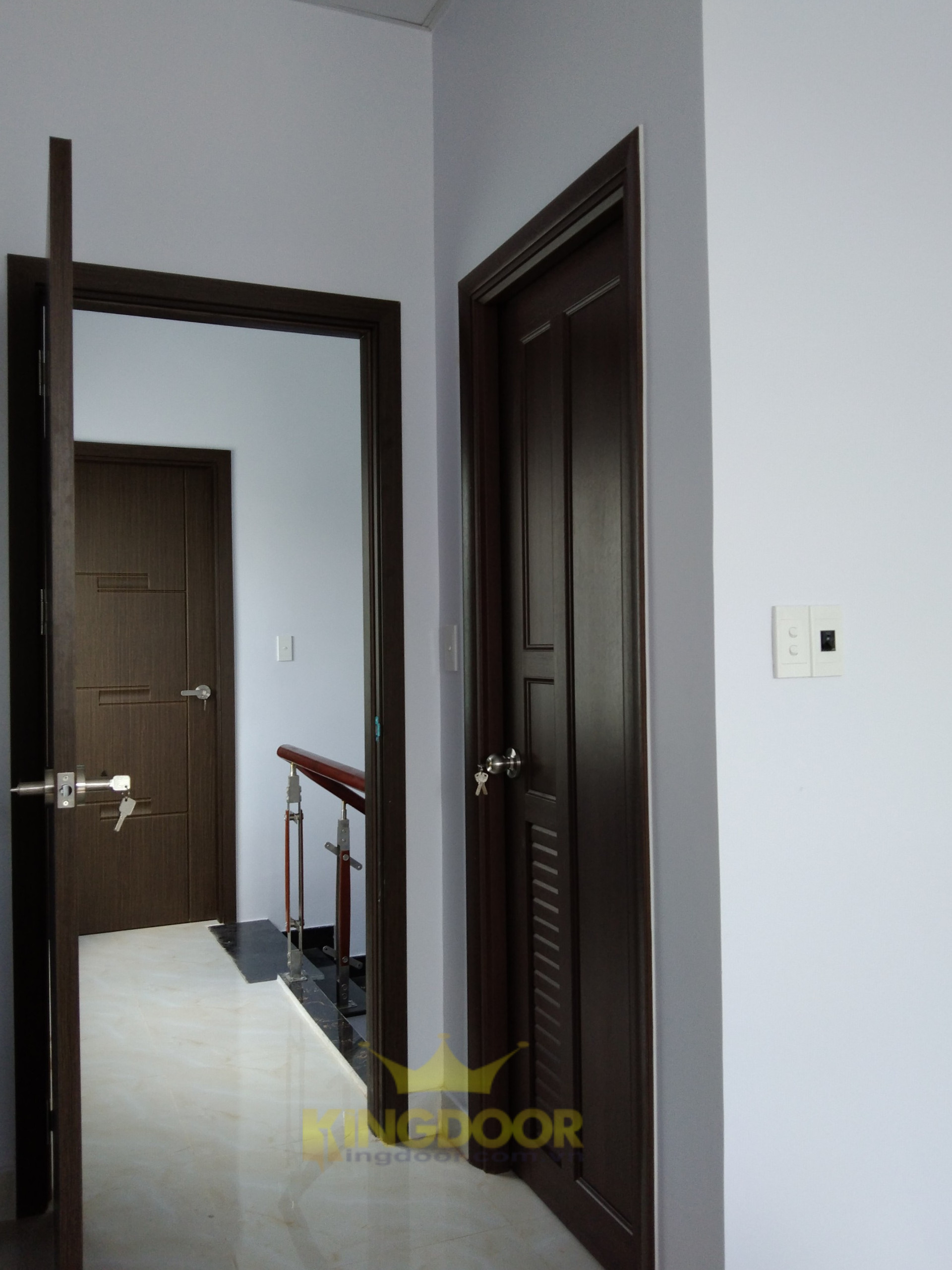 Cửa nhựa ABS Hàn Quốc tại Cam Ranh - Khánh Hòa