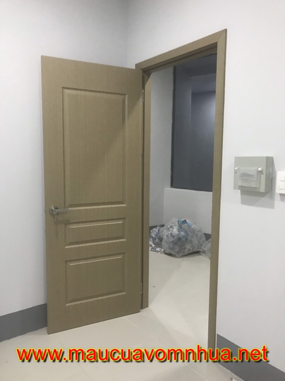 Cấu tạo cửa nhựa giả gỗ Composite  Mẫu cửa phòng đẹp