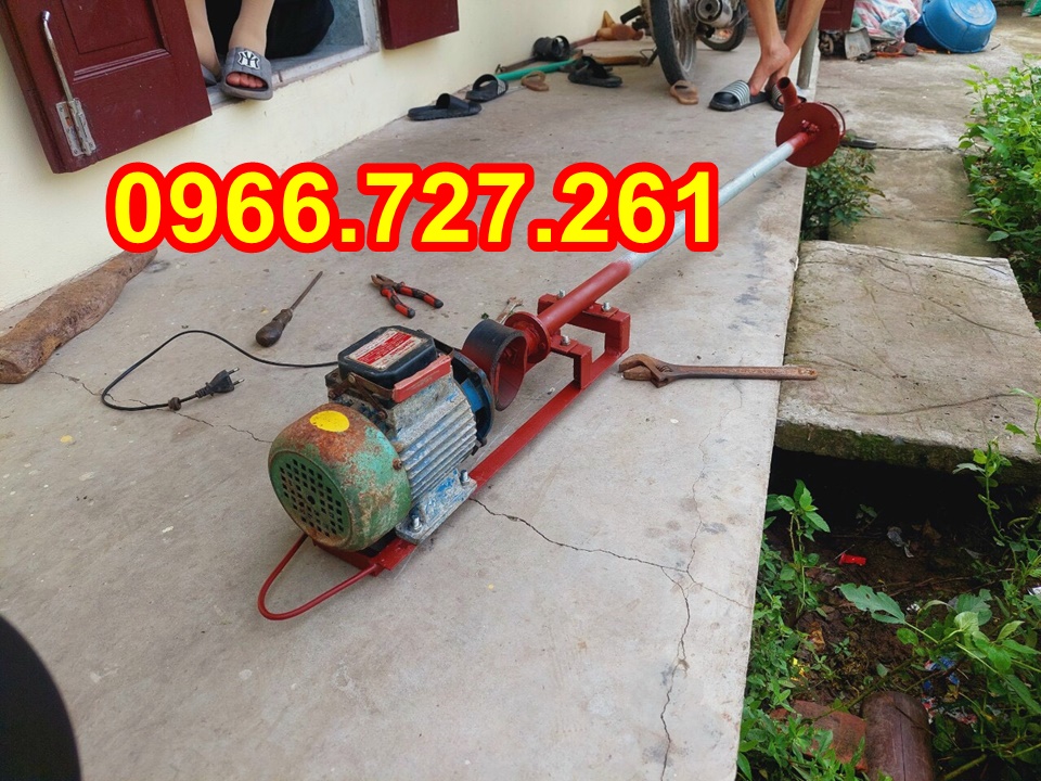 Máy bơm hút bùn thải , hút cát chạy điện