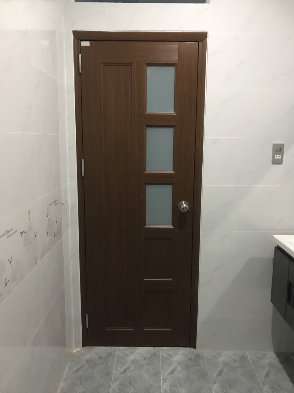 Cửa nhựa Đài Loan tại Cam Ranh  Cửa giias rẻ