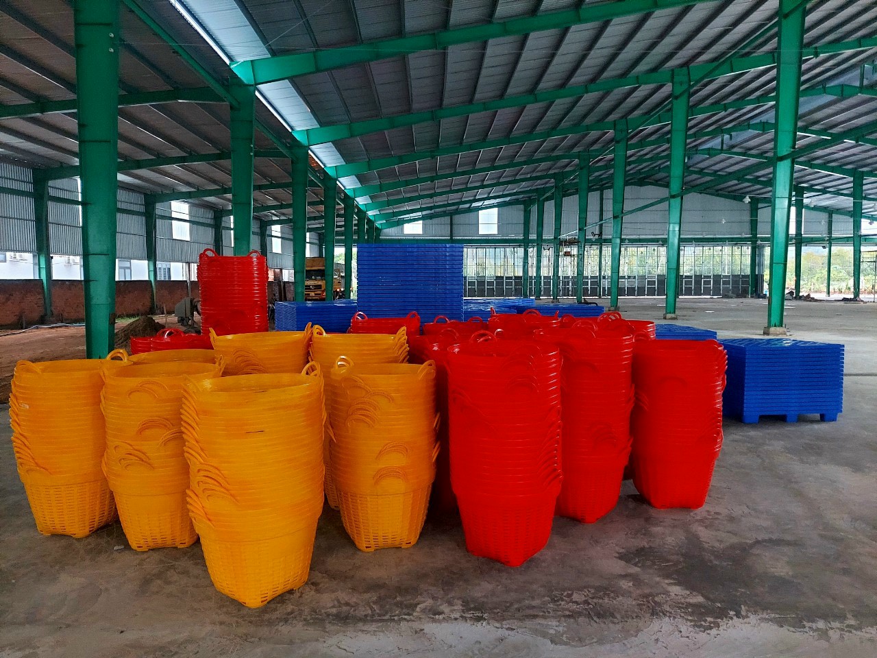 Tìm mua pallet nhựa cũ Bình Dương giá rẻ nhất hiện nay