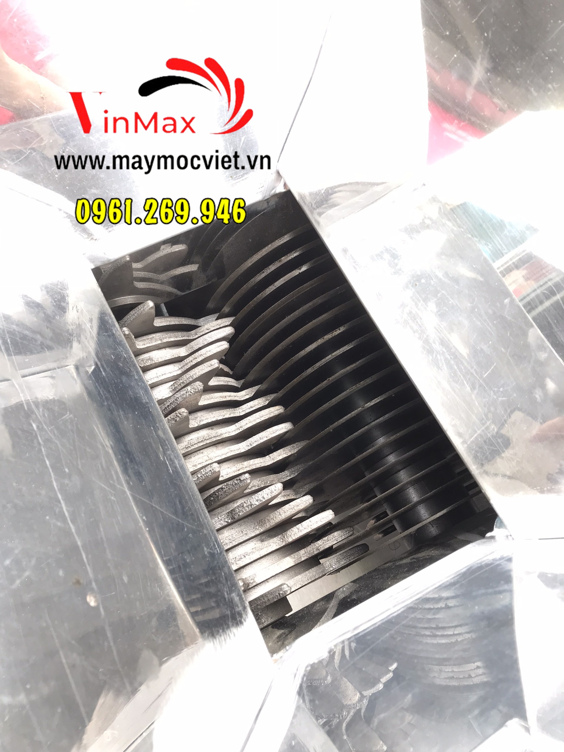 Máy thái cá mồi thủy sản động cơ xăng 6.5HP khung inox 304