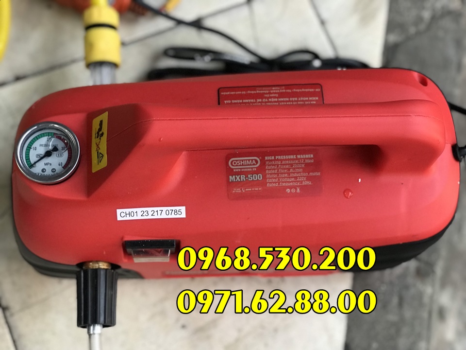 Máy xịt rửa xe , oto chuyên nghiệp đáng đồng tiền bát gạo