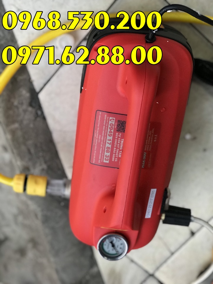 Máy xịt rửa xe , oto chuyên nghiệp đáng đồng tiền bát gạo