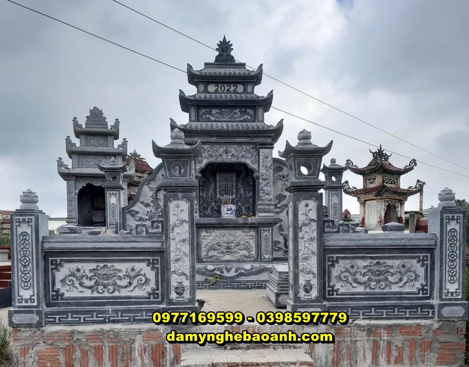 khuôn viên khu lăng mộ bằng đá tự nhiên đẹp bán tại long an