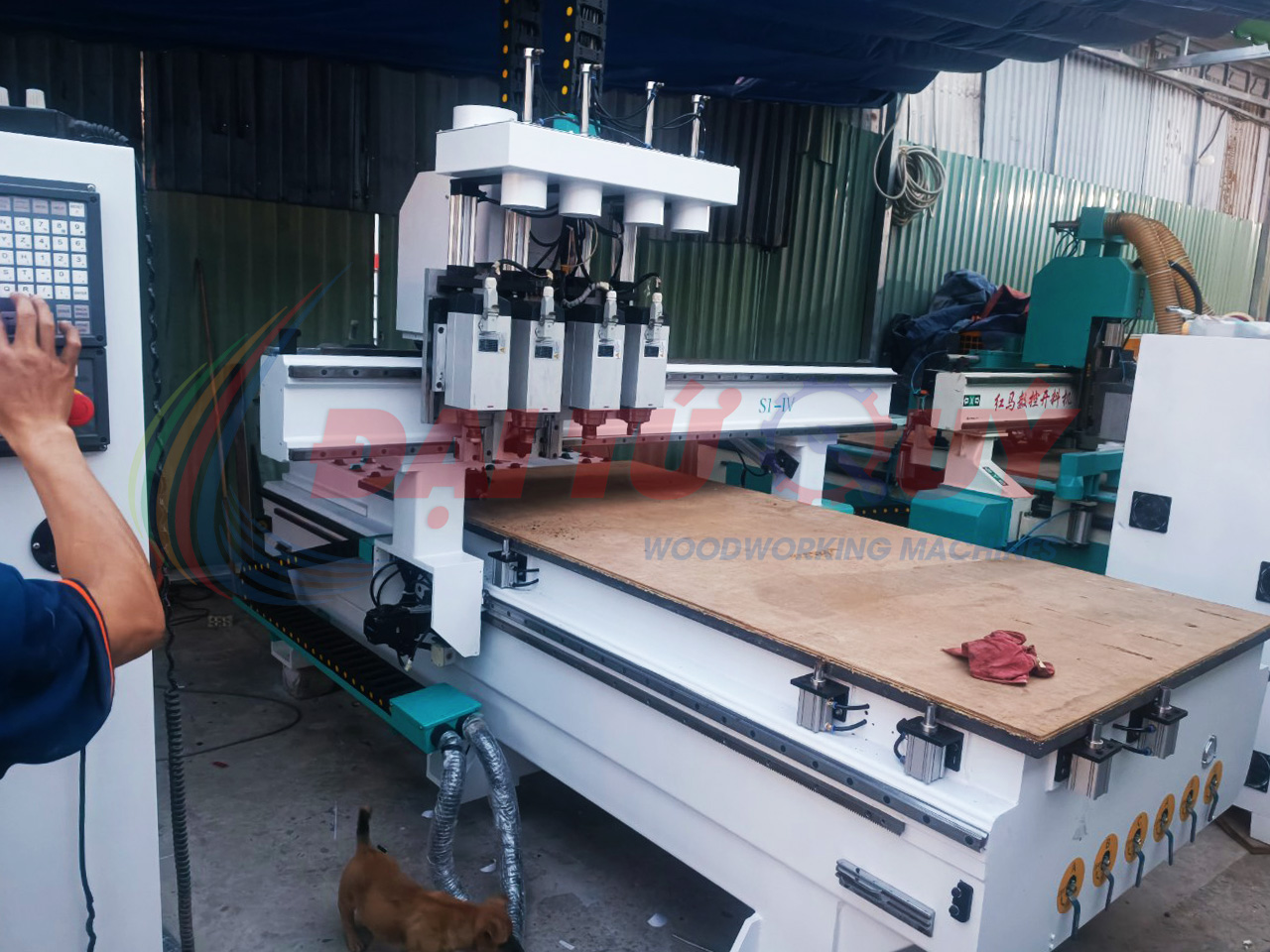 THANH LÝ MÁY CNC 4 ĐẦU S1-IV ĐÃ QUA SỬ DỤNG GIÁ RẺ TẠI QUẬN 9