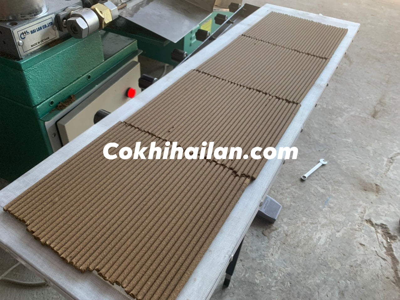 KHUNG LƯỚI PHƠI NHANG KHÔNG TĂM, NHANG VÒNG