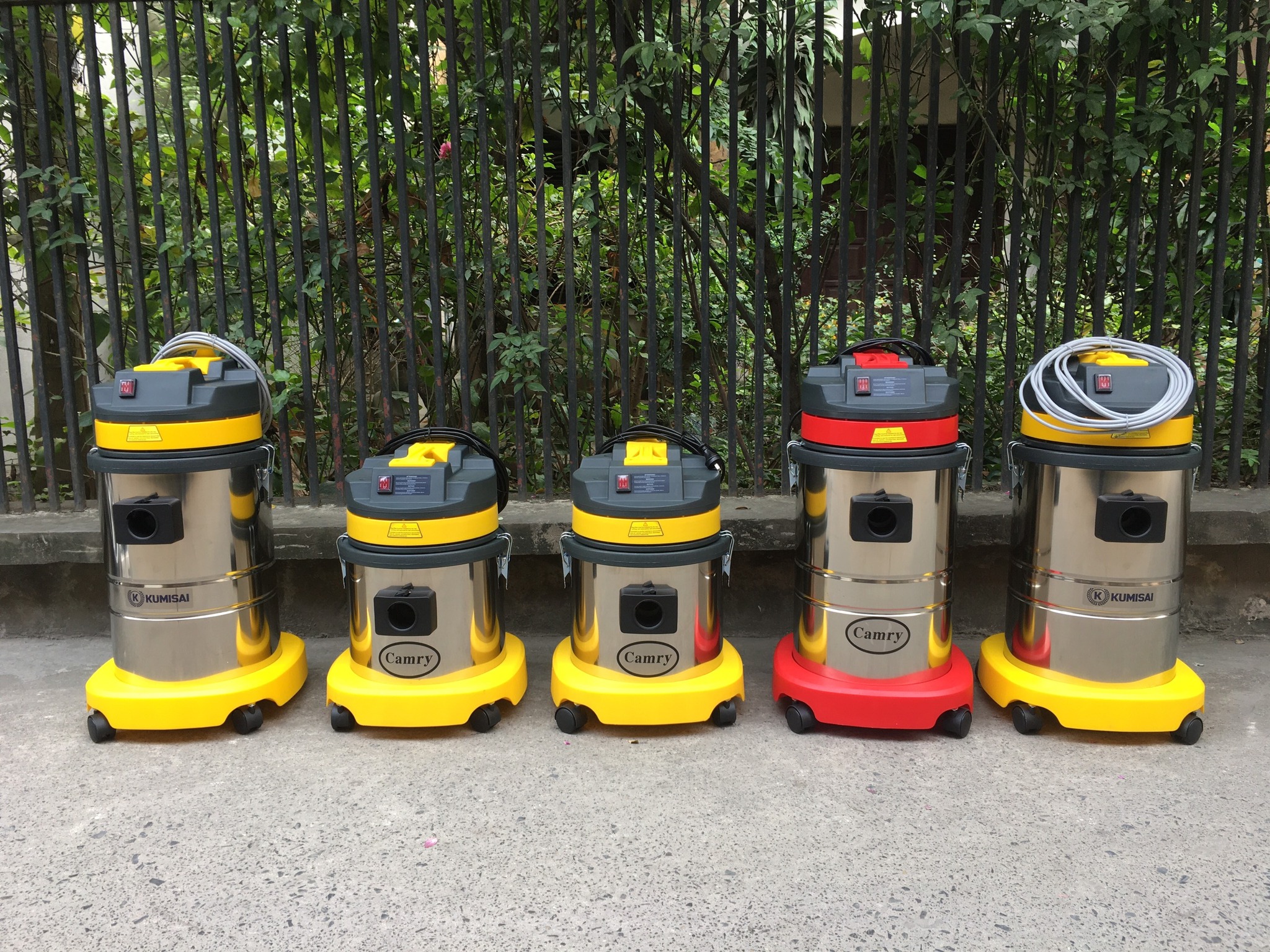 Máy hút bụi nước công nghiệp Camry BF 585-3