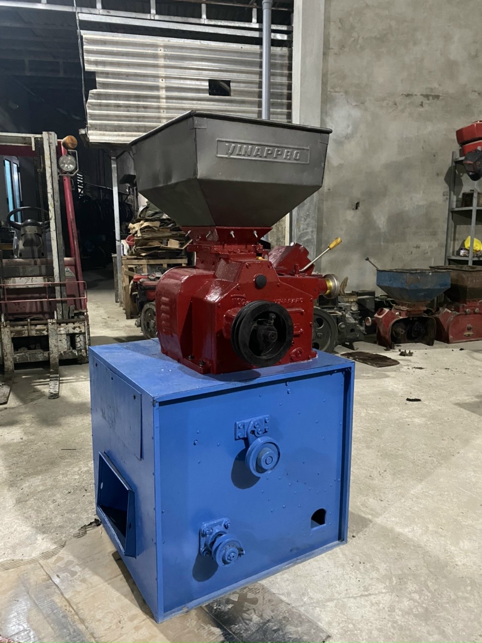 Cối lức máy xát gạo , cối bóc vỏ trấu CL1000