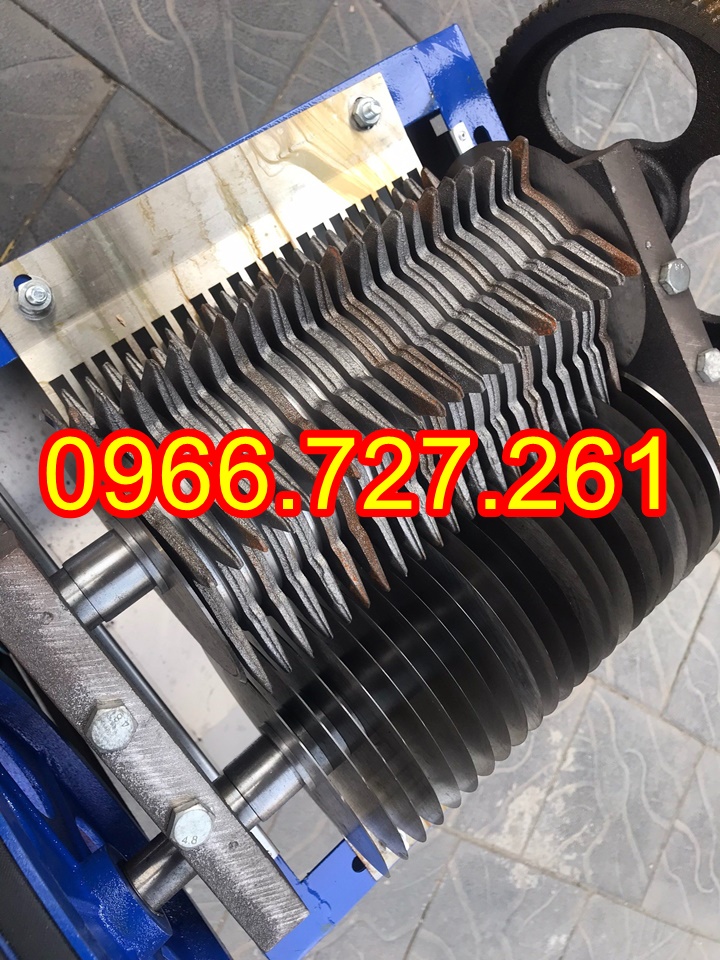 Máy thái cá mồi, thái cá tươi cho ba ba giá rẻ
