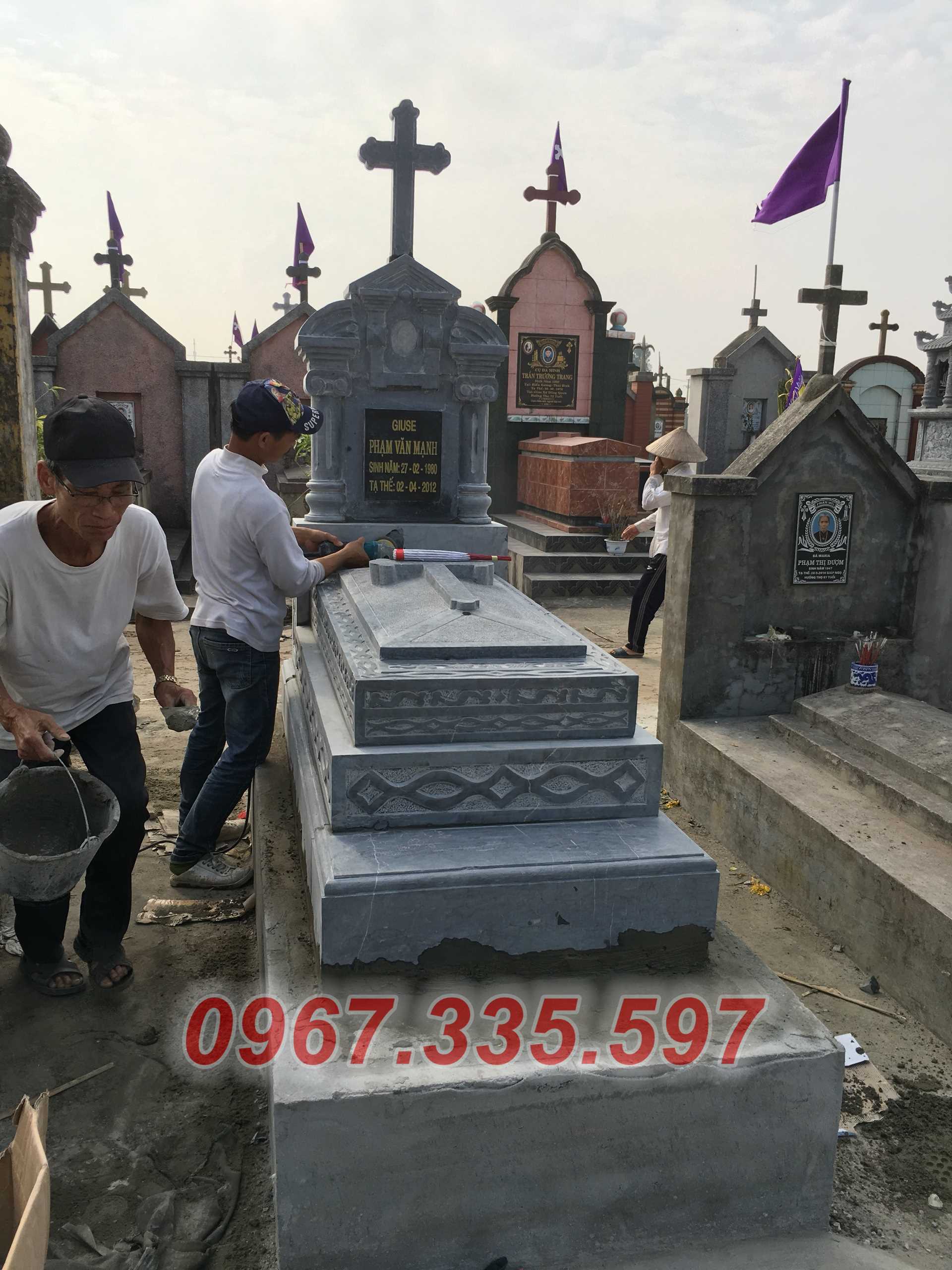 199+ Mẫu mộ đá xanh nguyên khối, mộ công giáo đẹp nhất