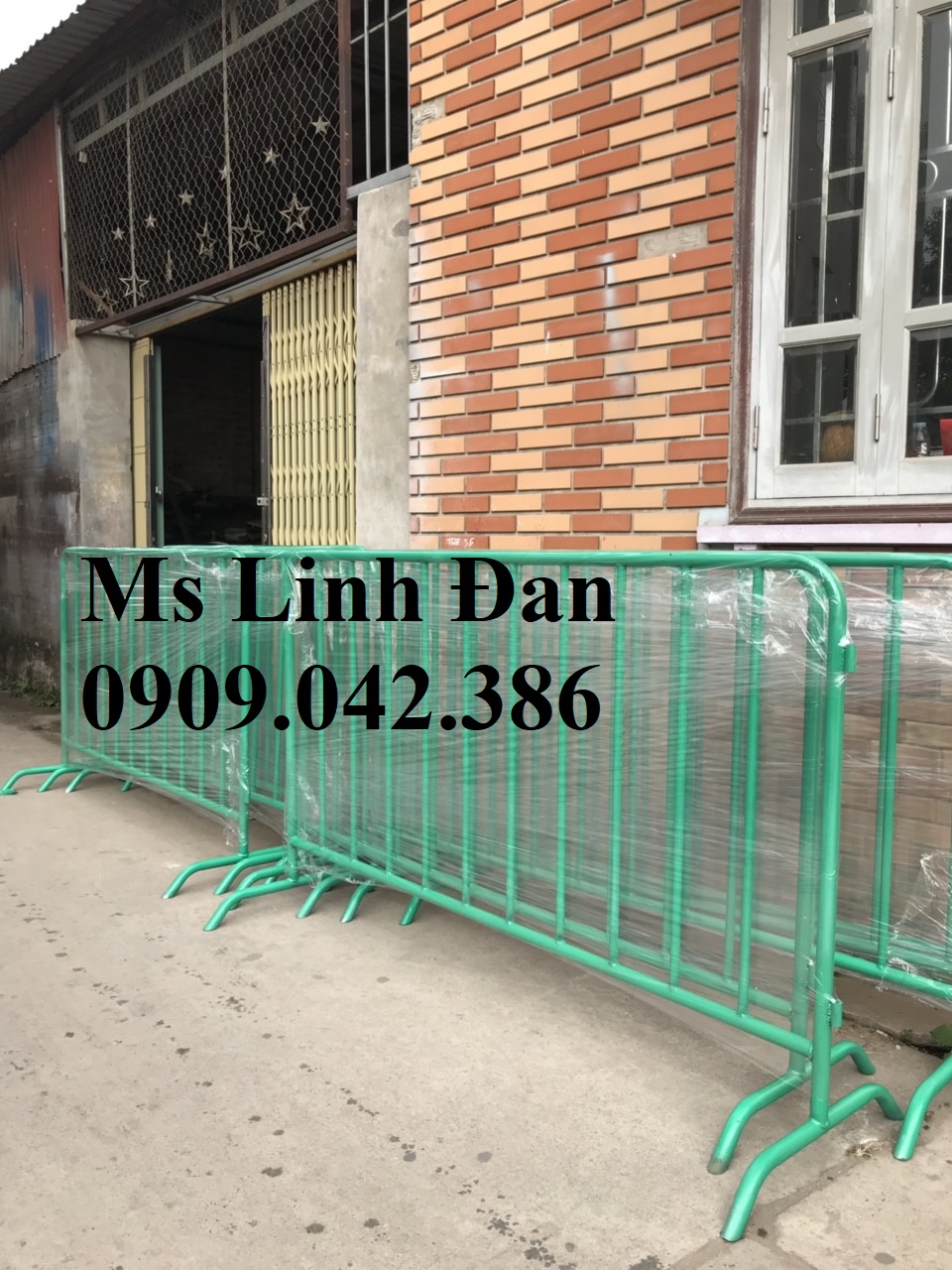 chuyên sản xuất và lắp đặt cac loại hàng rào di động