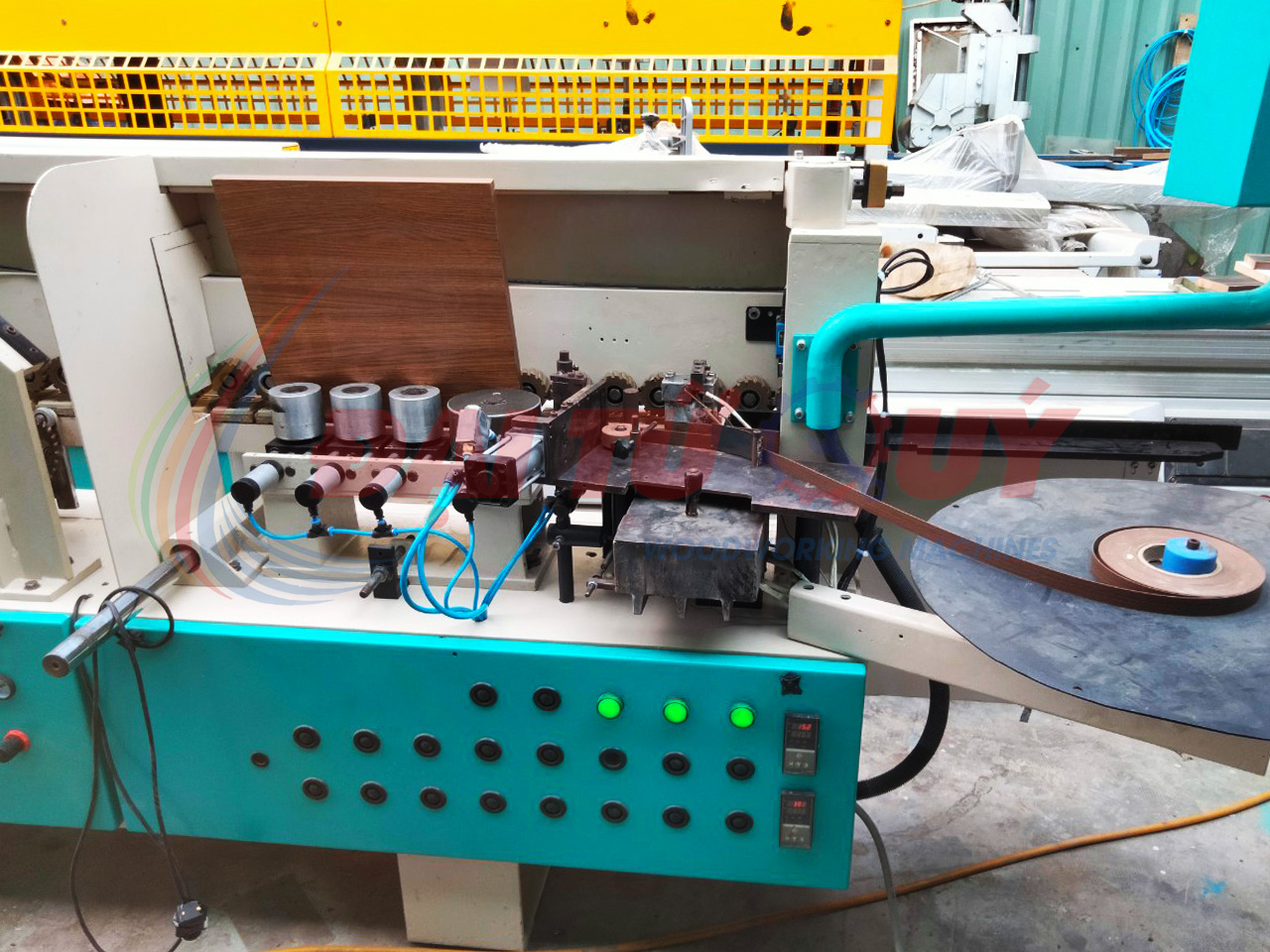 THANH LÝ MÁY DÁN CẠNH TỰ ĐỘNG EB-400 CŨ TỐT TẠI QUẬN GÒ VẤP