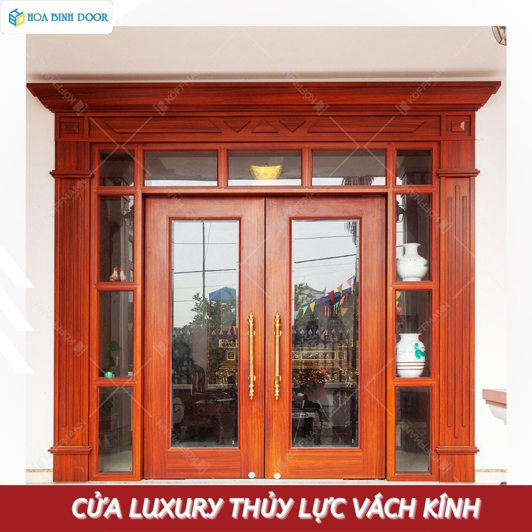 Cửa thép vân gỗ tại Quận 12 - Mẫu cửa chống nắng tốt